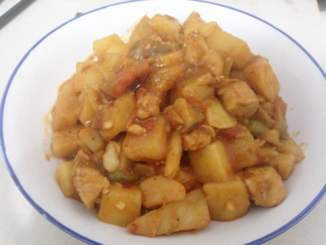 咖喱土豆鸡块