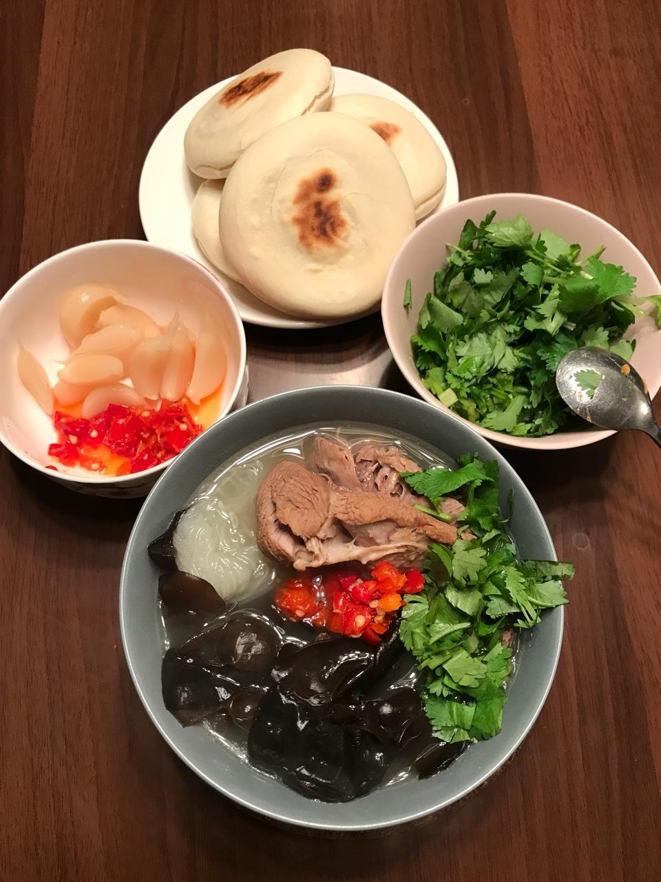 羊肉泡馍