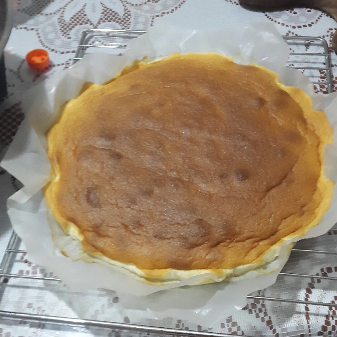 8寸轻乳酪蛋糕