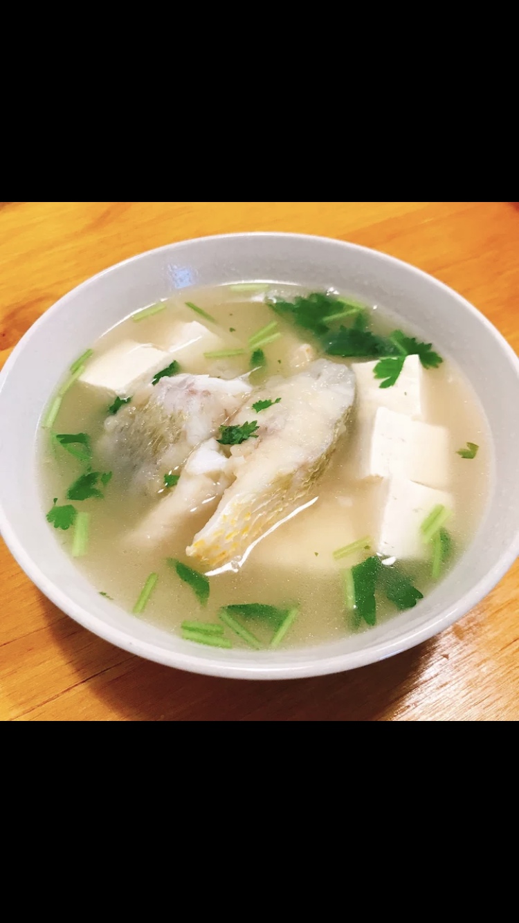 黄花鱼炖豆腐图片