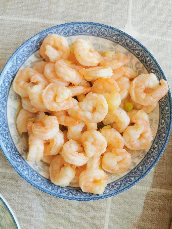 就你胸大做的清炒虾仁