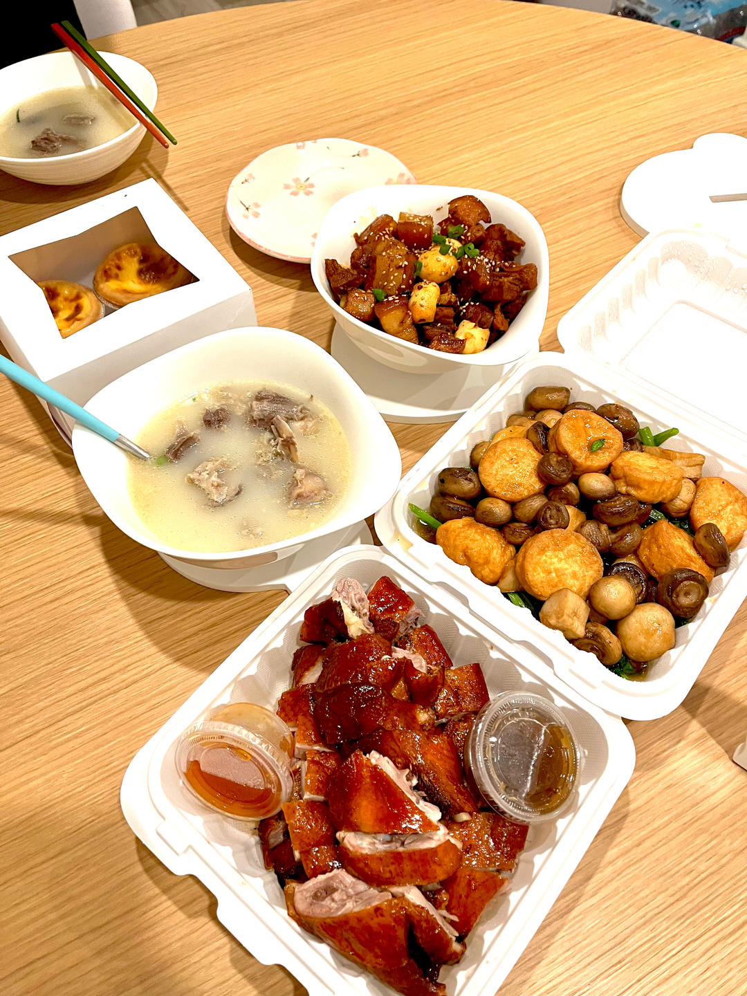牛尾汤(不仅汤好喝，牛尾更有滋味)