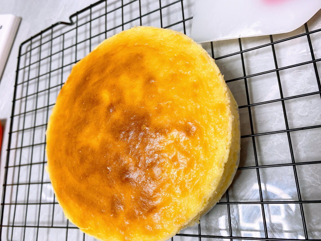 轻芝士（乳酪）蛋糕