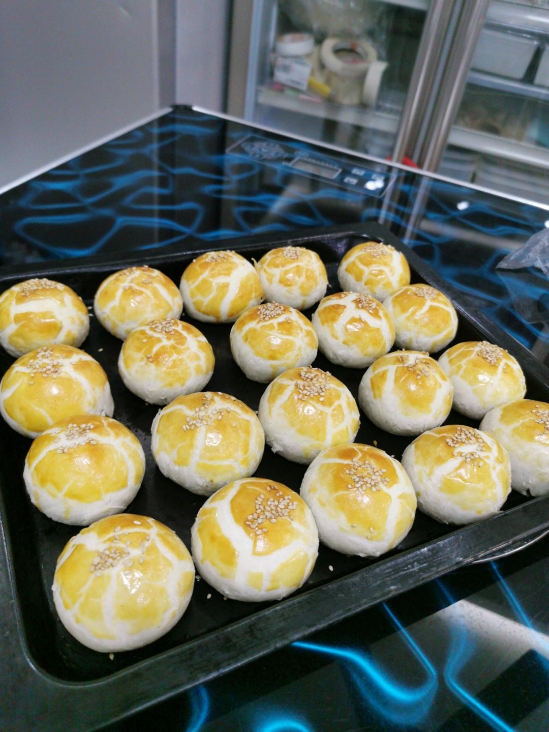 泳式鲜肉榨菜月饼