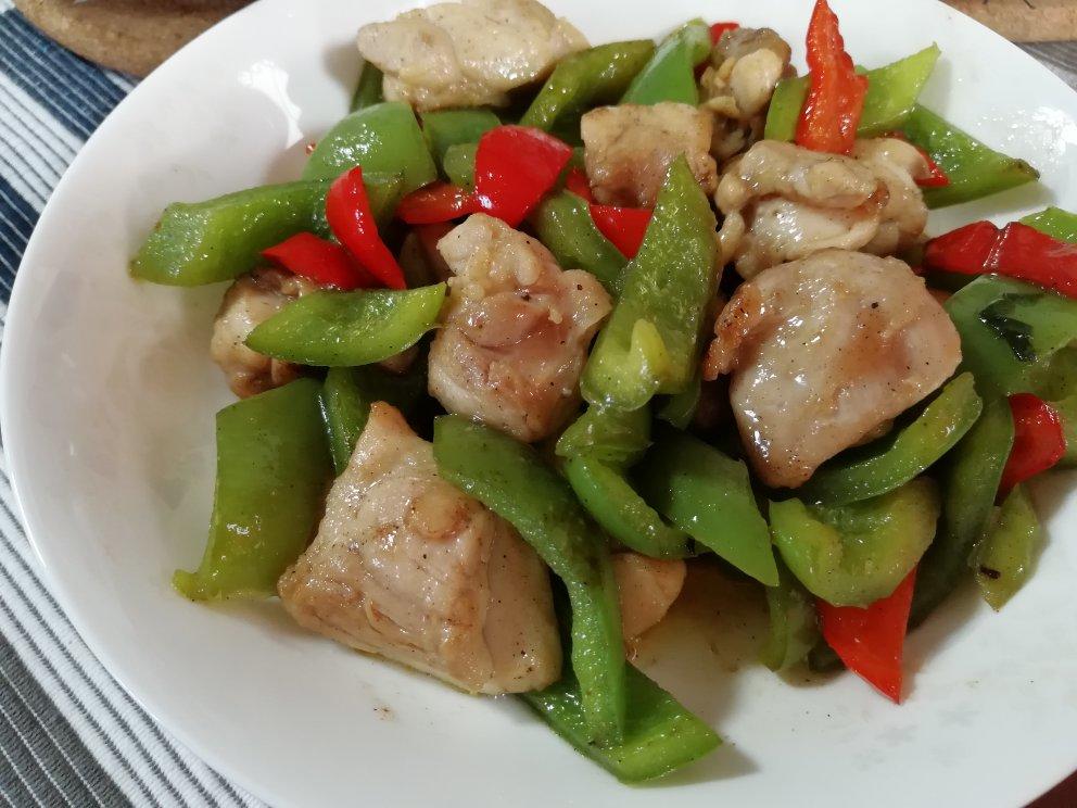 青椒炒鸡腿肉（大厨级别）