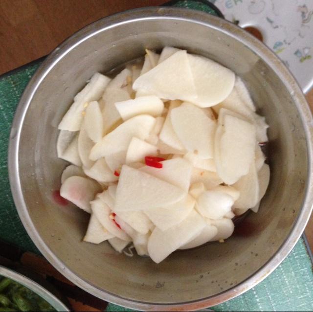 糖醋凉薯酸野的做法