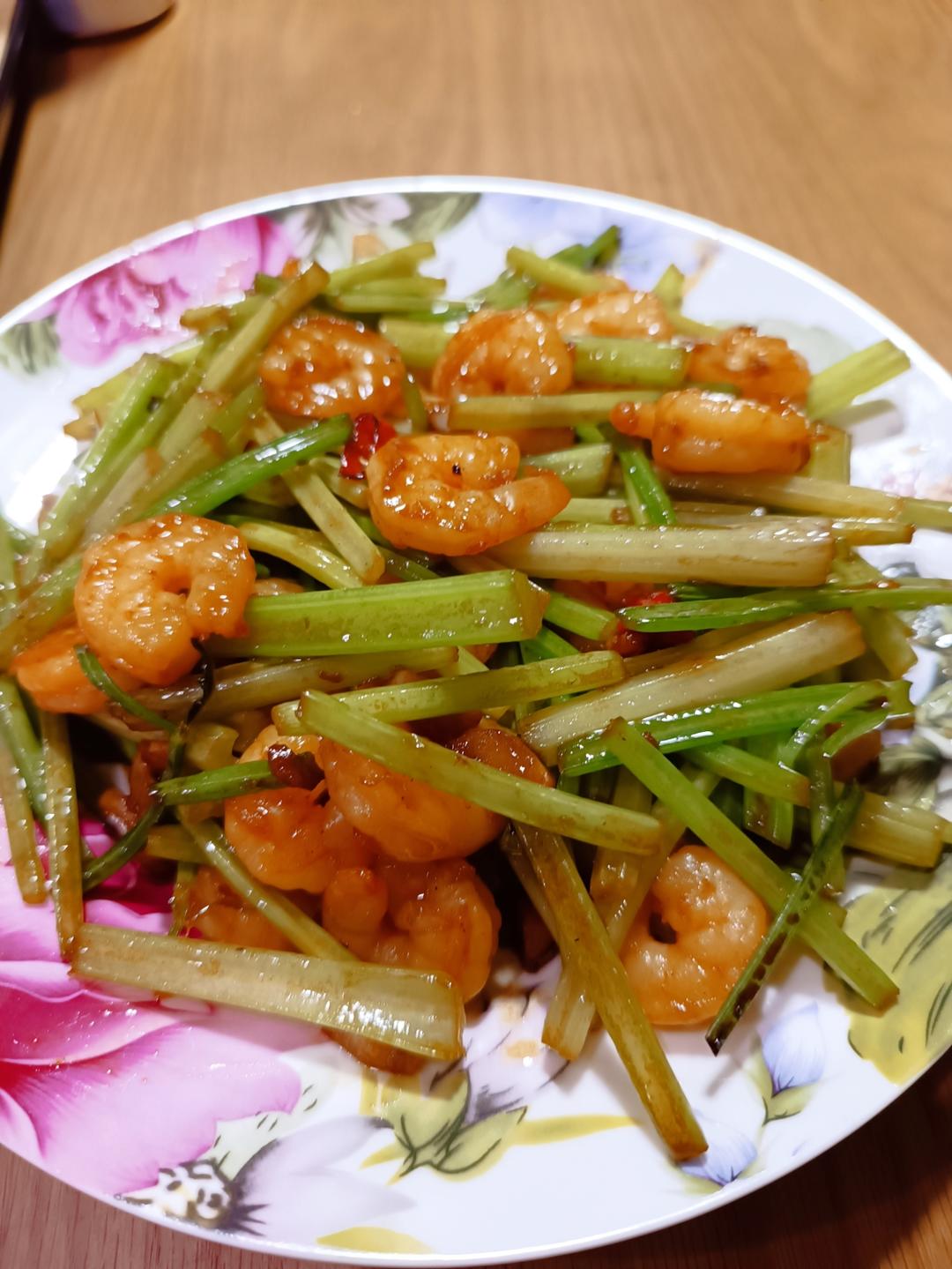 芹菜炒虾仁
