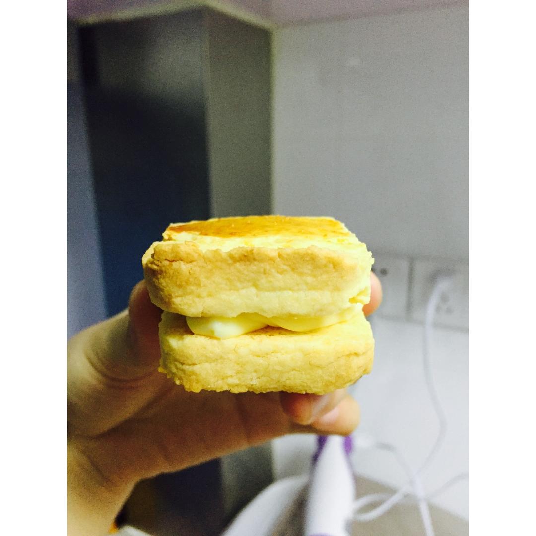 乳酪奶油夹心酥饼