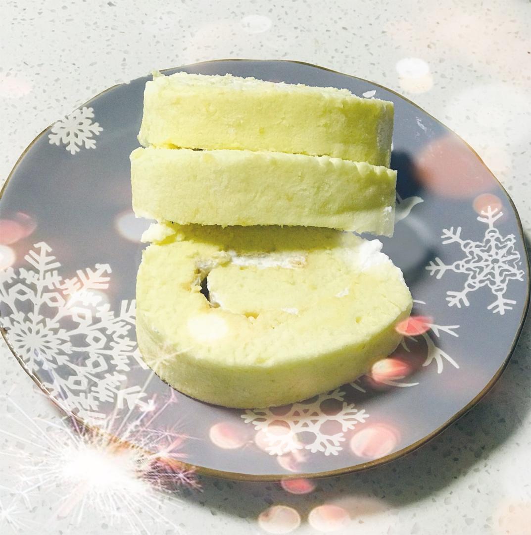 戚风奶油蛋糕卷