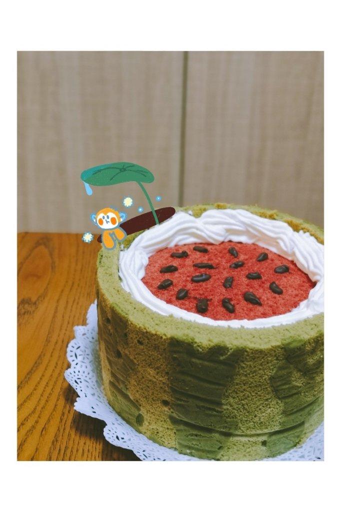 西瓜造型奶油蛋糕