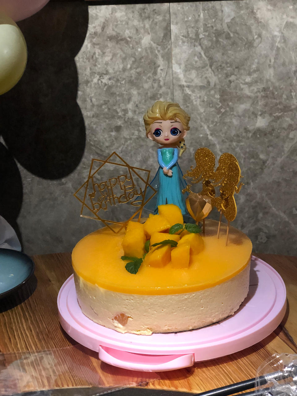 黄桃慕斯蛋糕（8寸）