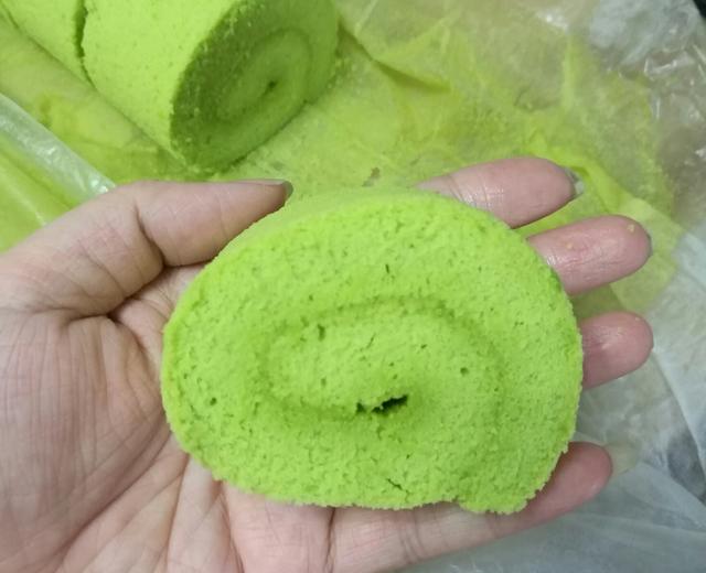 绿蛋糕(新加坡绿蛋糕；斑斓蛋糕卷；香兰蛋糕)的做法