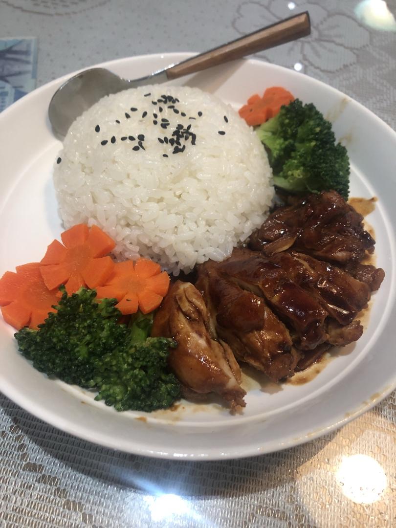 照烧鸡腿饭