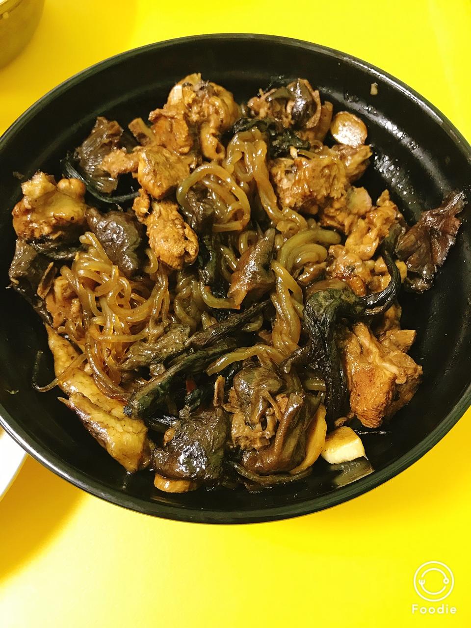 小鸡炖蘑菇粉条