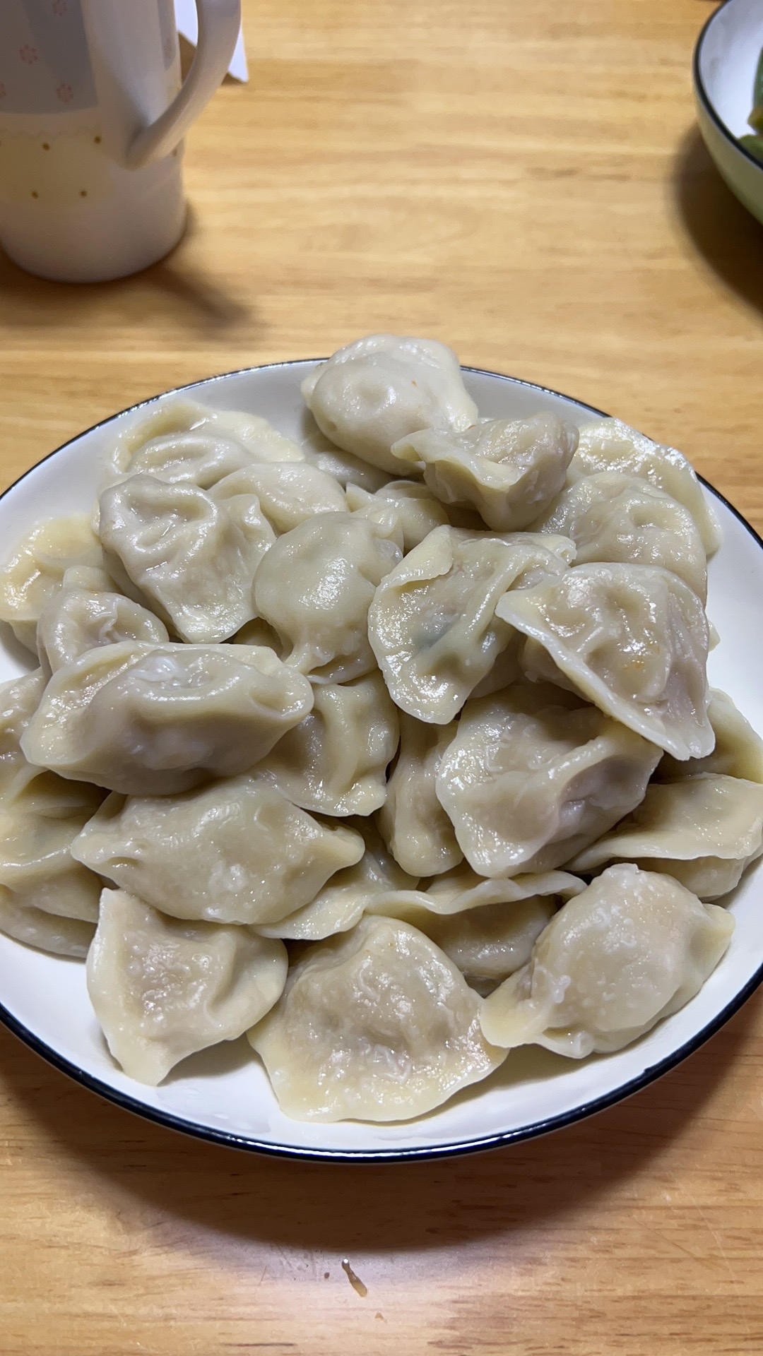 教你正确煮速冻饺子的方法，不干裂不破皮不粘锅！