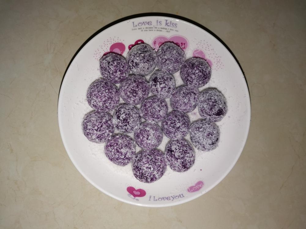 自制椰蓉紫薯球