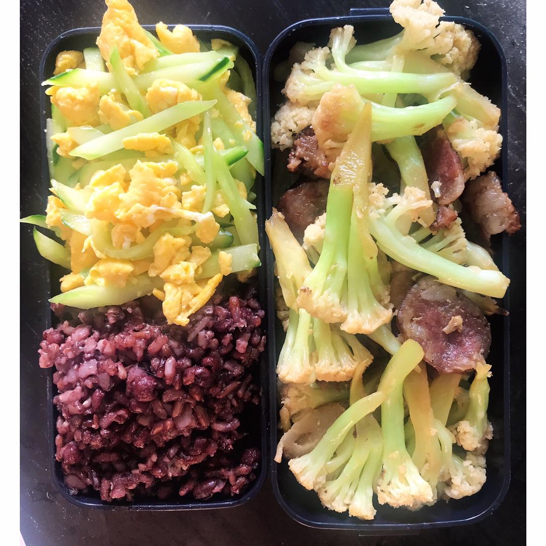 老丁的私房菜-干锅花菜
