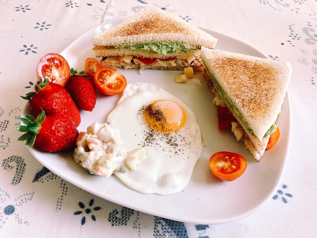 牛油果早餐三明治 Avocado Breakfast Toasted Sandwich