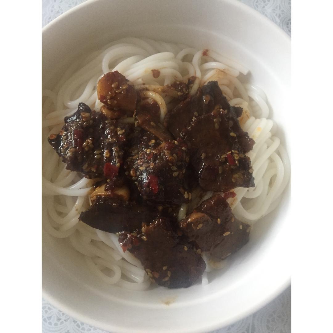 麻辣牛肉，拌粉必备