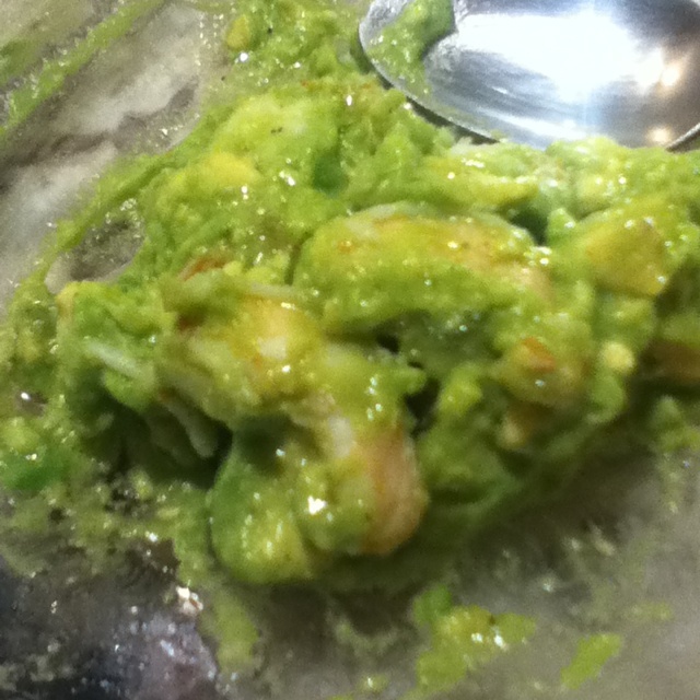 虾仁牛油果沙拉