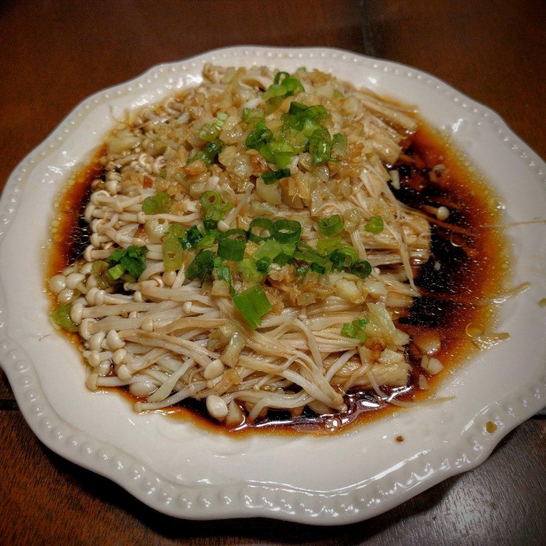 蒜蓉蒸金针菇