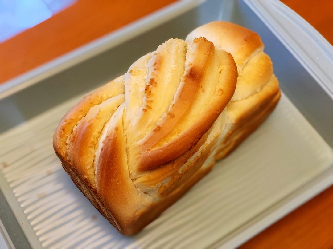 椰蓉吐司面包 Coconut Loaf