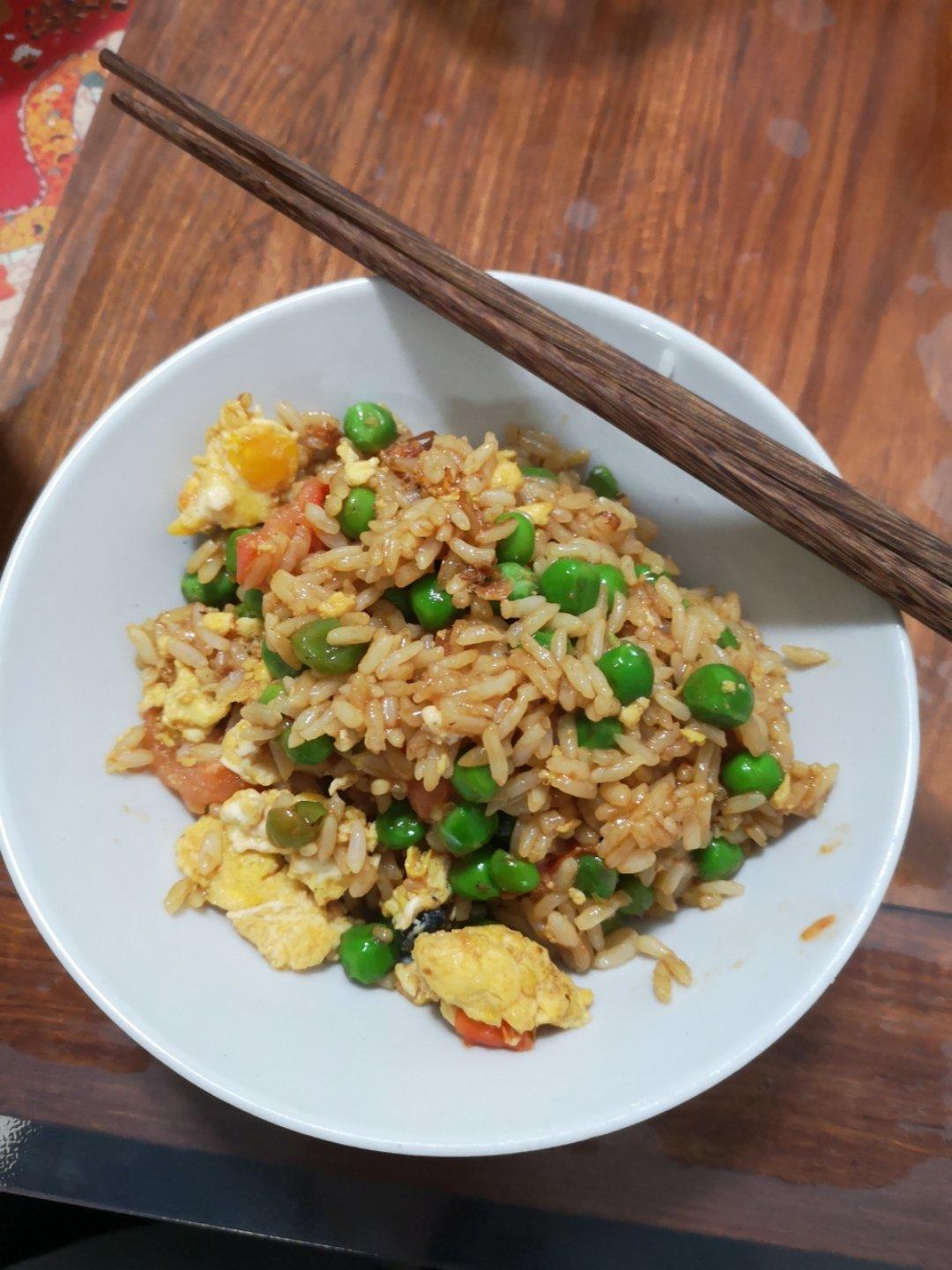 番茄鸡蛋炒饭