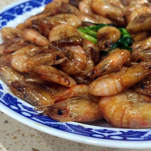 油爆白米虾