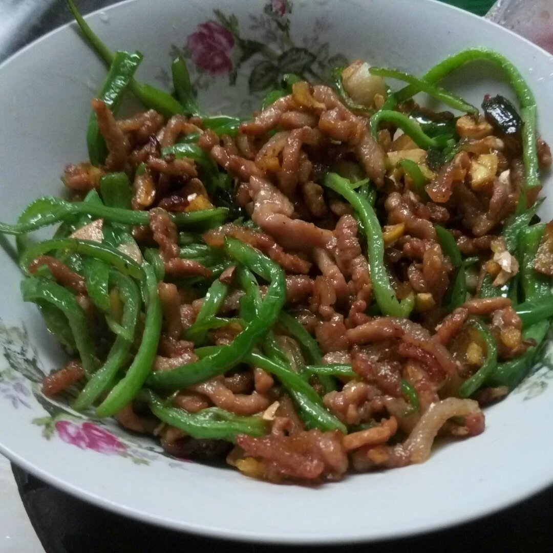 青椒炒肉丝