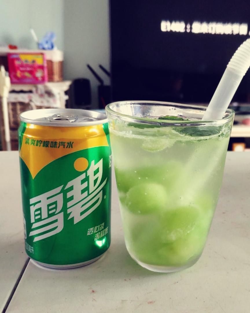 夏日特饮 葡萄Mojito