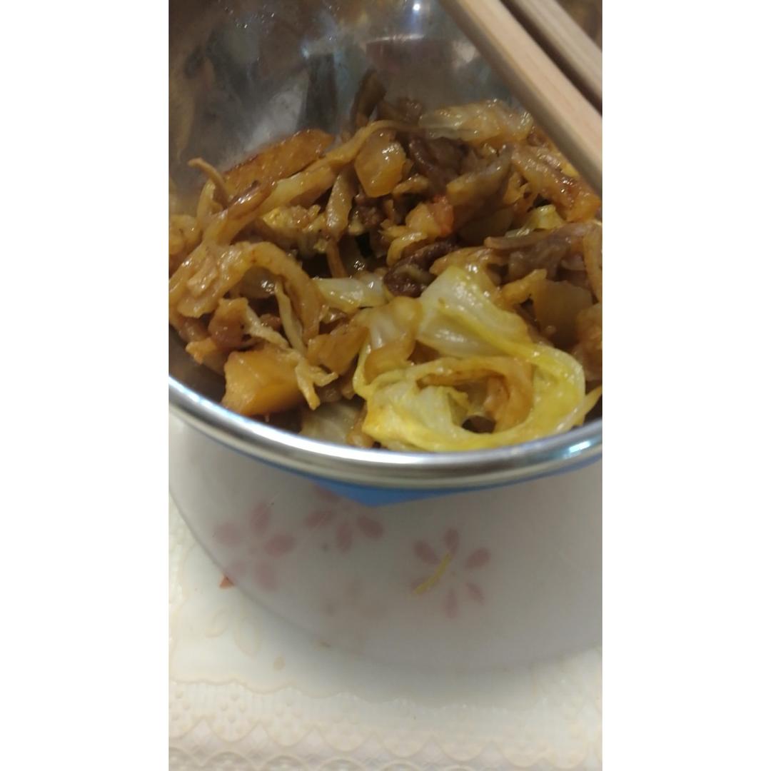 圆白菜烩饼◑▂◐