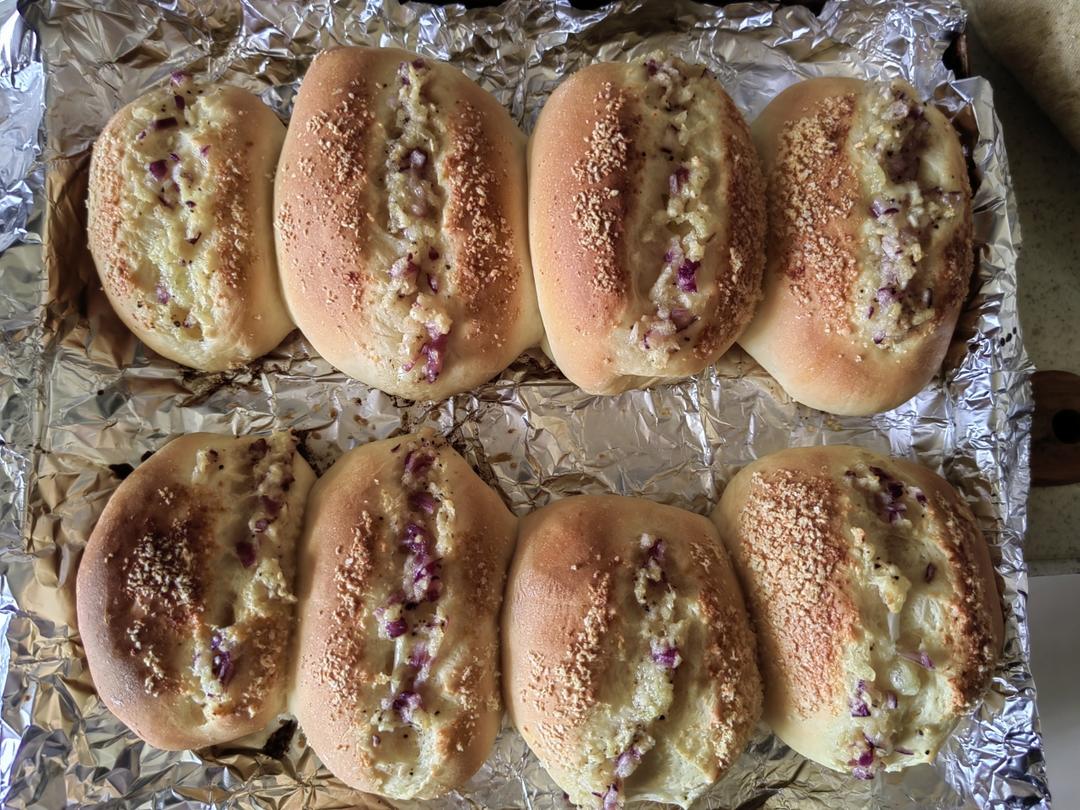 蒜香芝士火腿小吐司🍞超香！无法抗拒的咸口面包