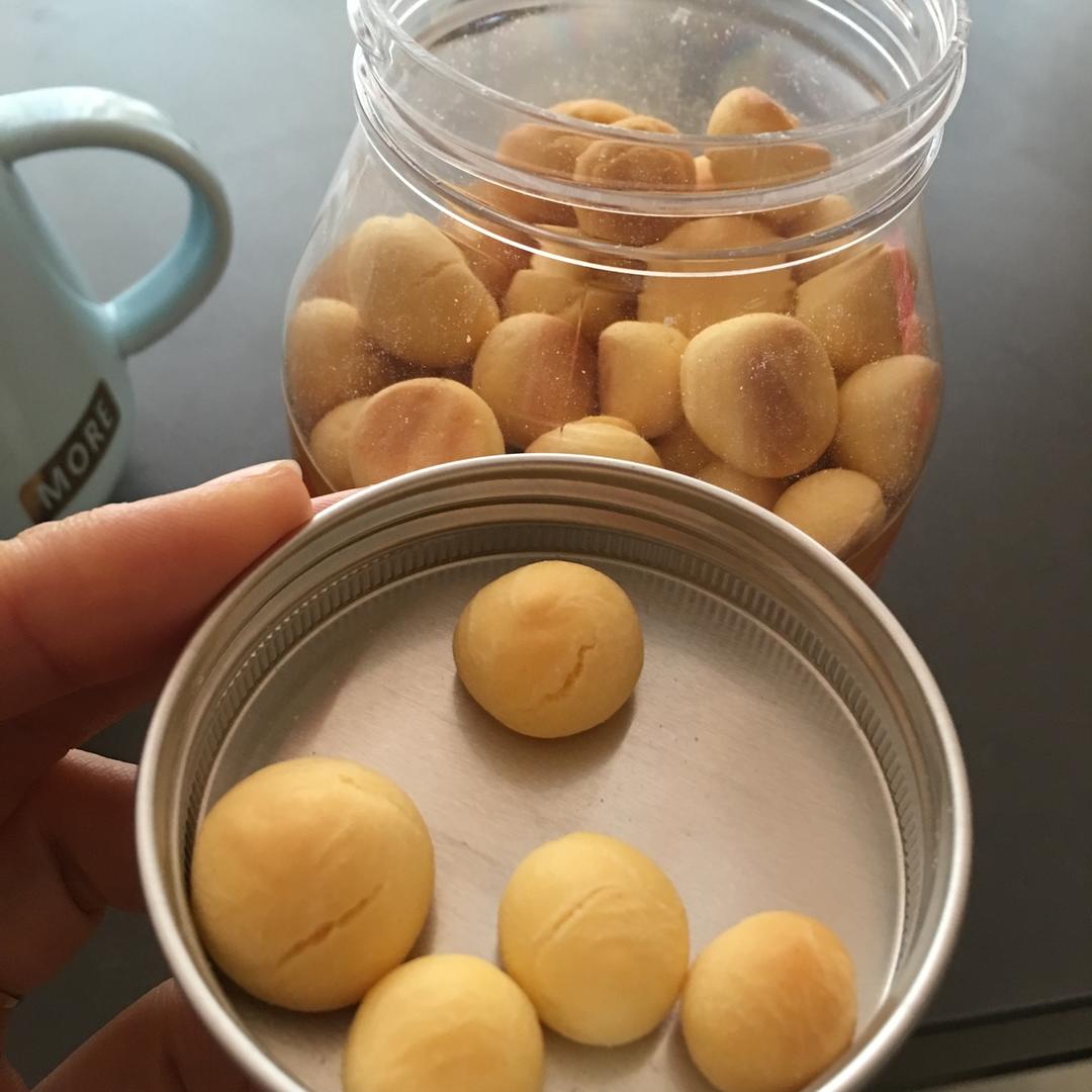 宝宝零食—酥香小馒头