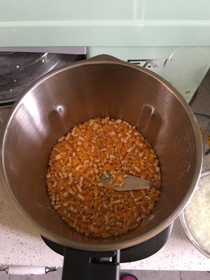 零添加玉米面蒸糕的做法 步骤2