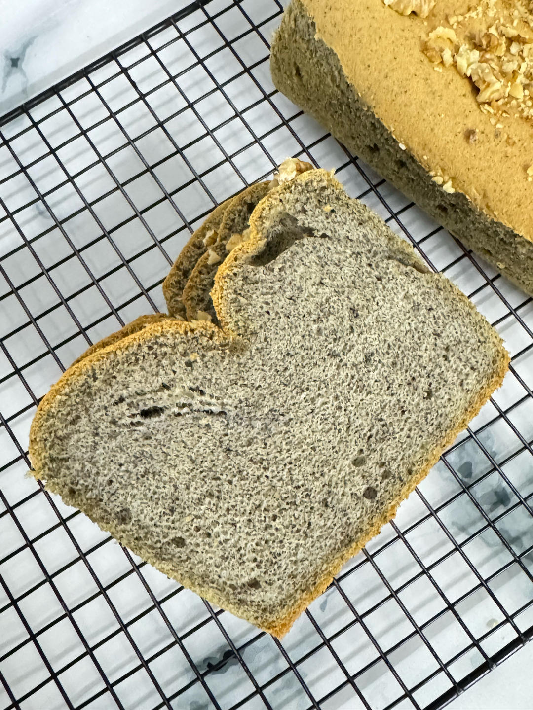 养生黑芝麻金枕蛋糕——无泡打粉一次成功零失败