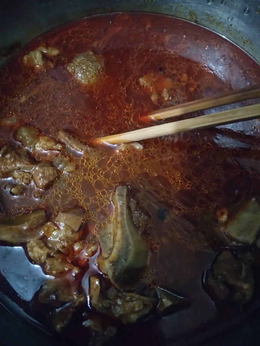 堂妈教你做红汤羊蝎子火锅