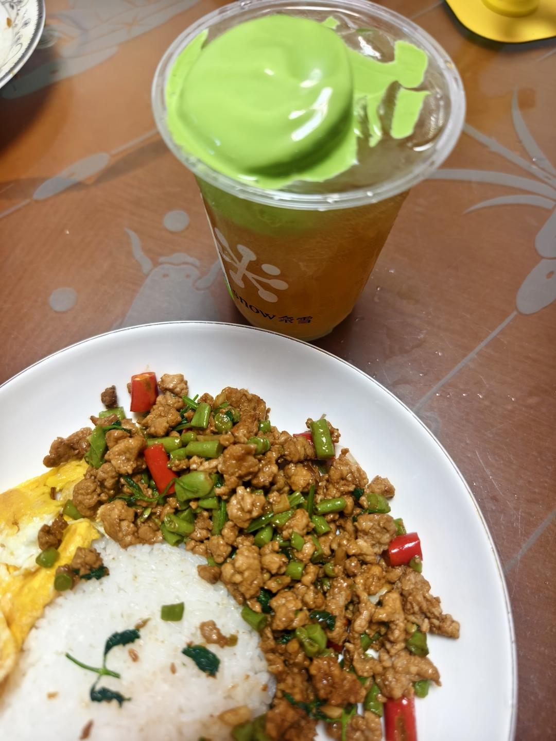 超级下饭「泰式打抛饭/打抛猪肉」