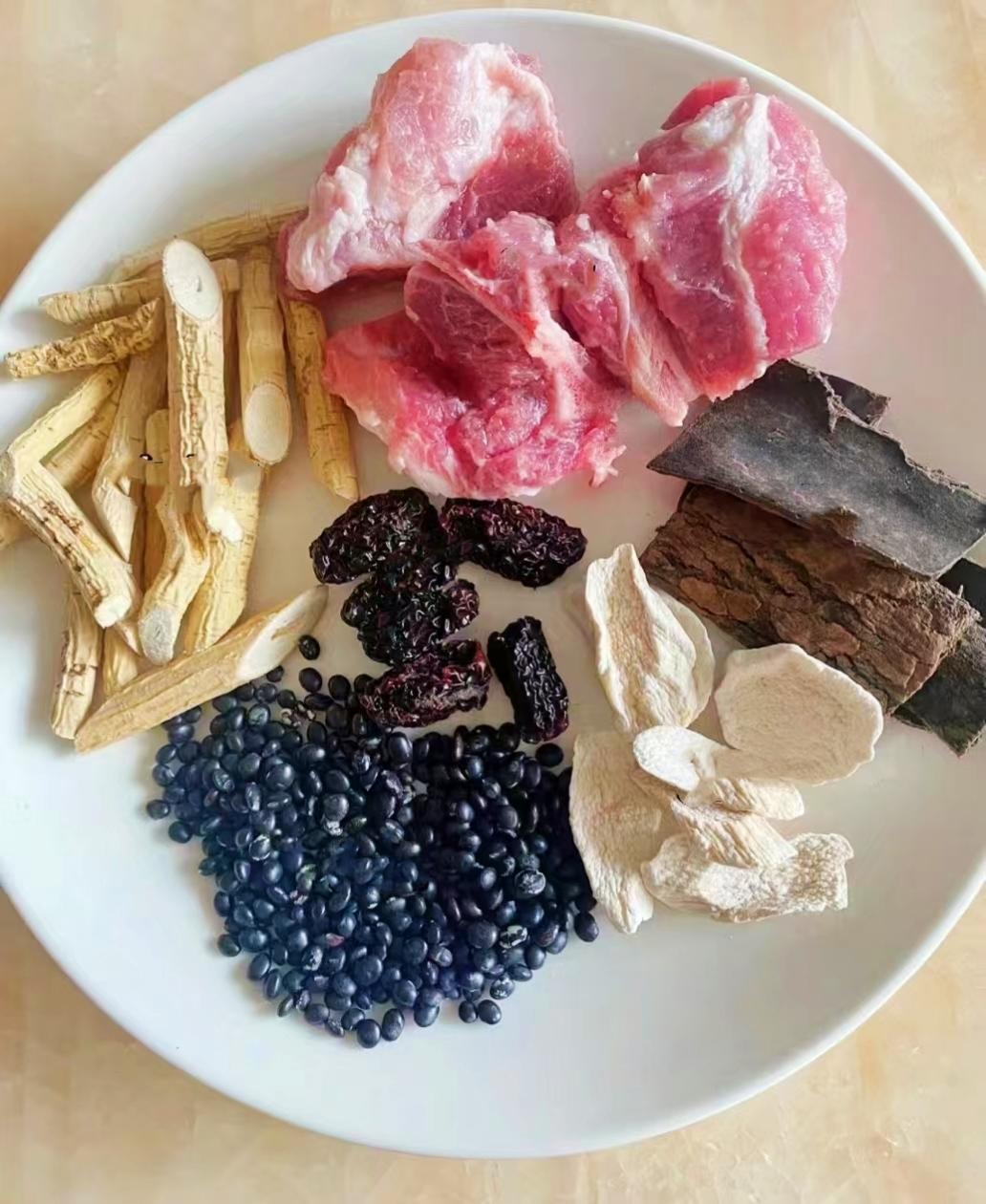 牛大力杜仲黑豆淮山猪骨汤
