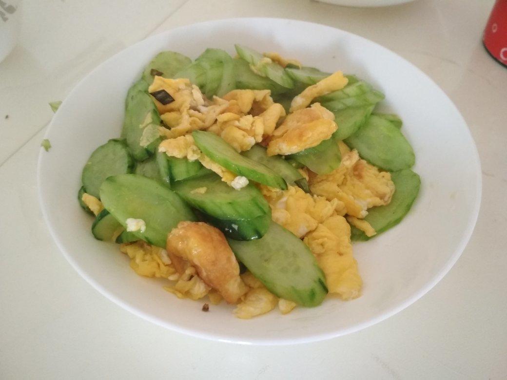 黄瓜炒蛋
