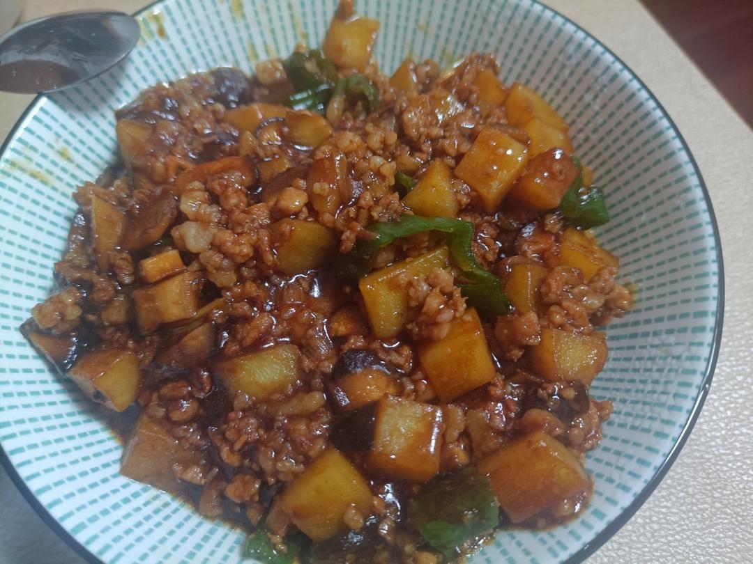 ㊙️香菇土豆肉沫拌饭❗️比外卖还好吃