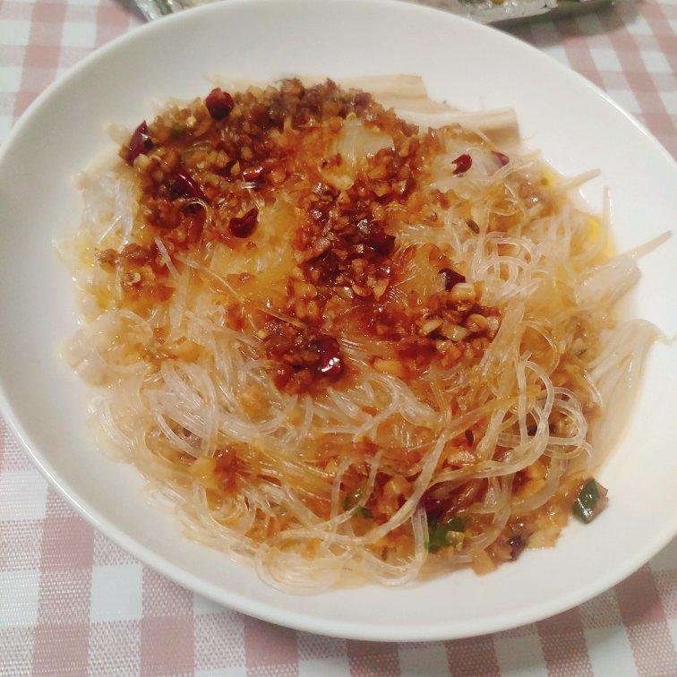蒜蓉蒸金针菇粉丝（小心上瘾）