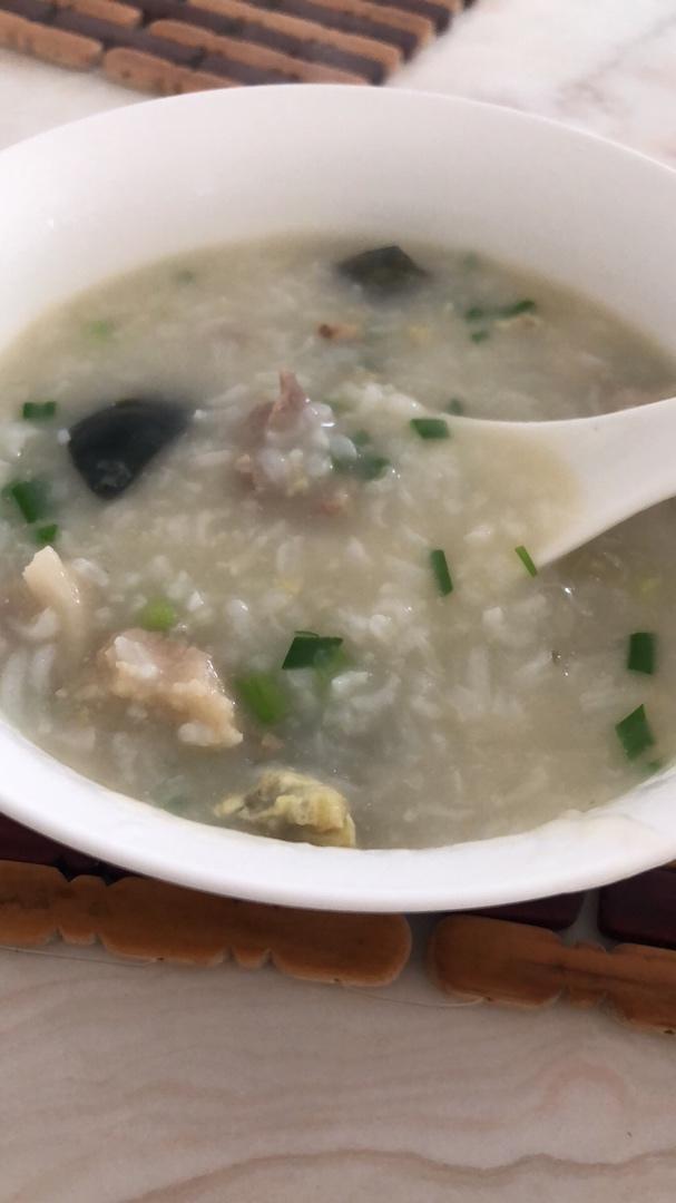 皮蛋瘦肉粥