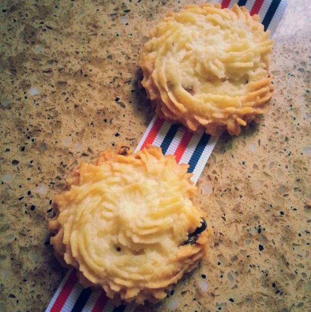 零失败酸甜可口的杏仁葡萄干曲奇的做法