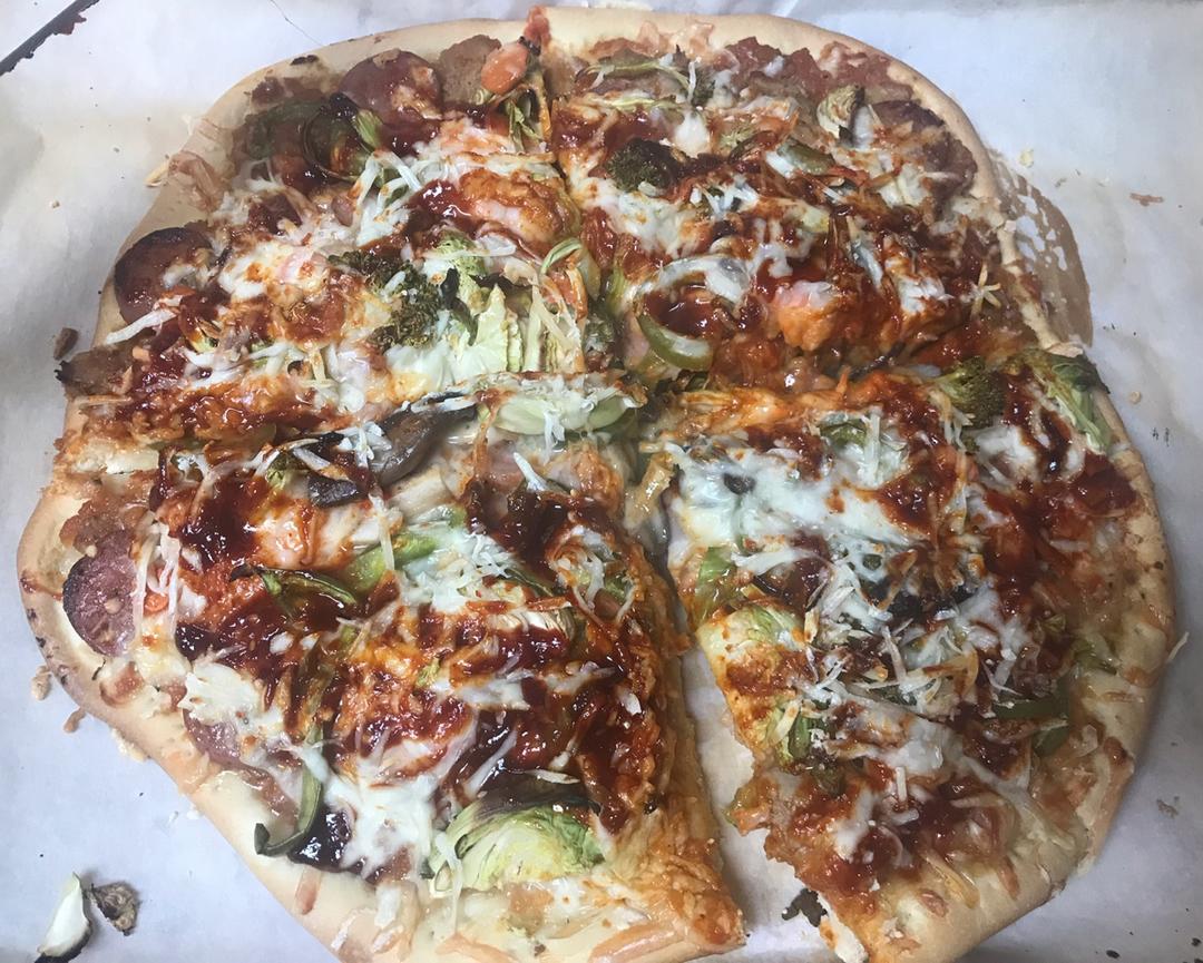 黑椒鸡肉蔬菜披萨