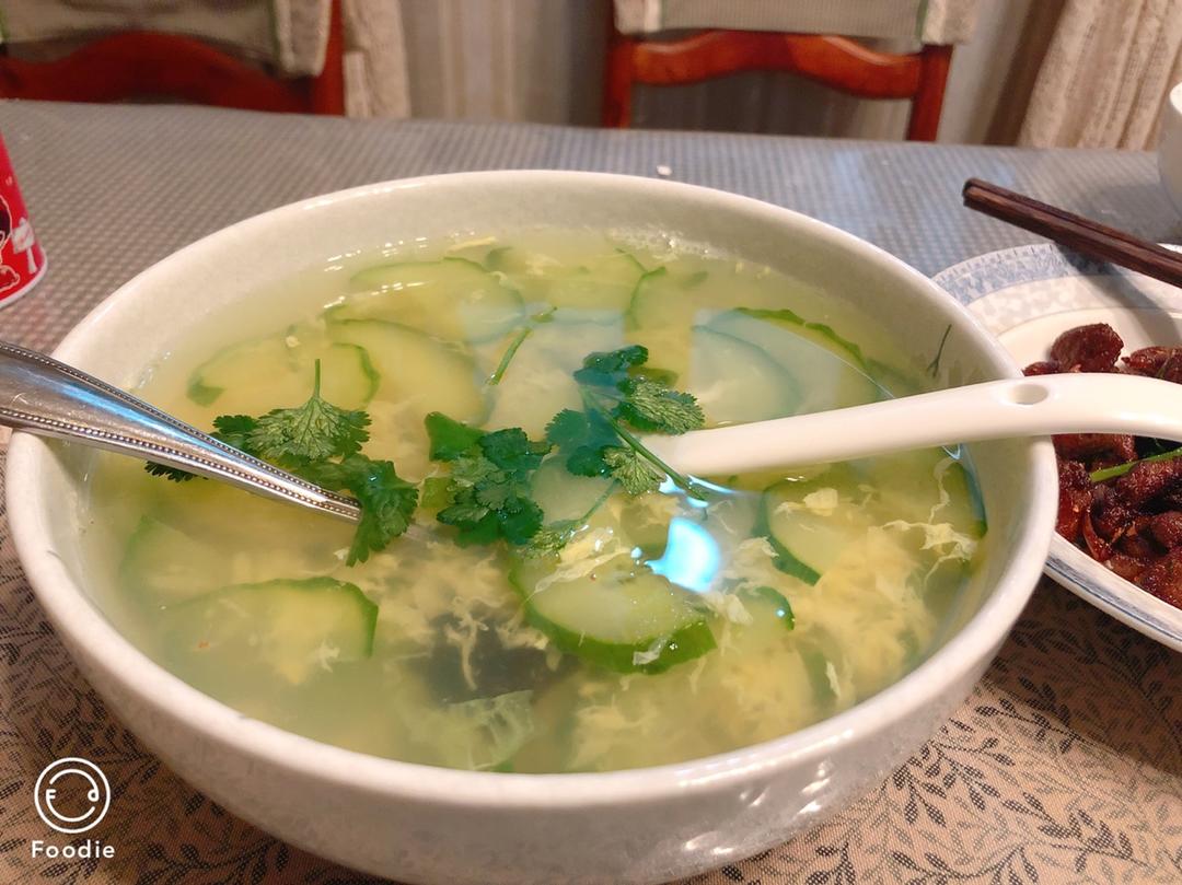黄瓜木耳鸡蛋汤