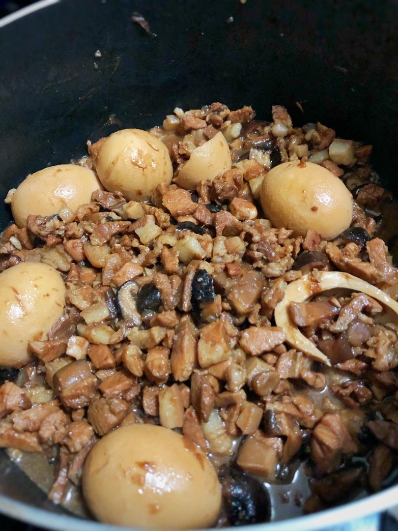 好吃到停不下来的卤肉饭