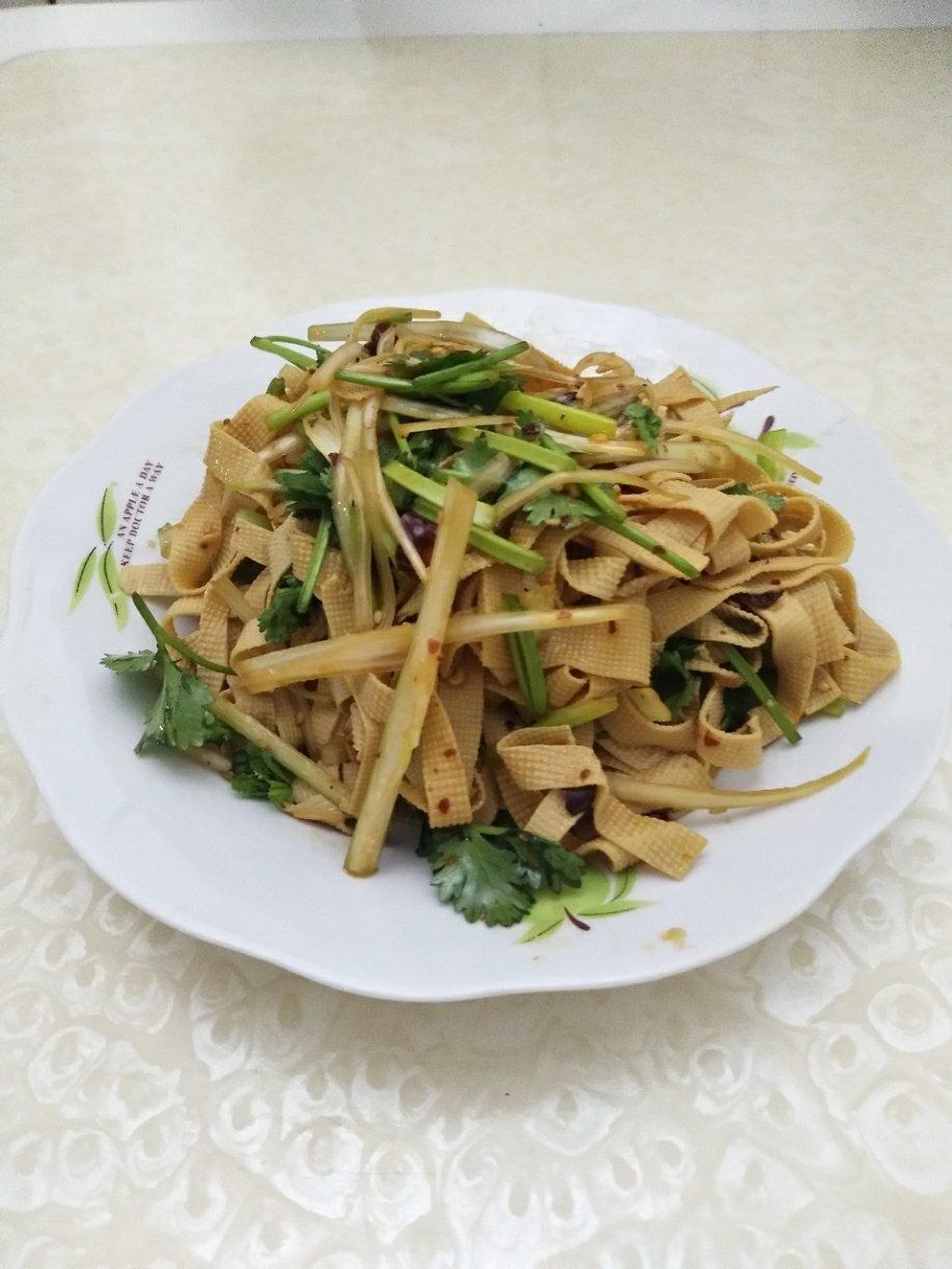 炝拌干豆腐丝