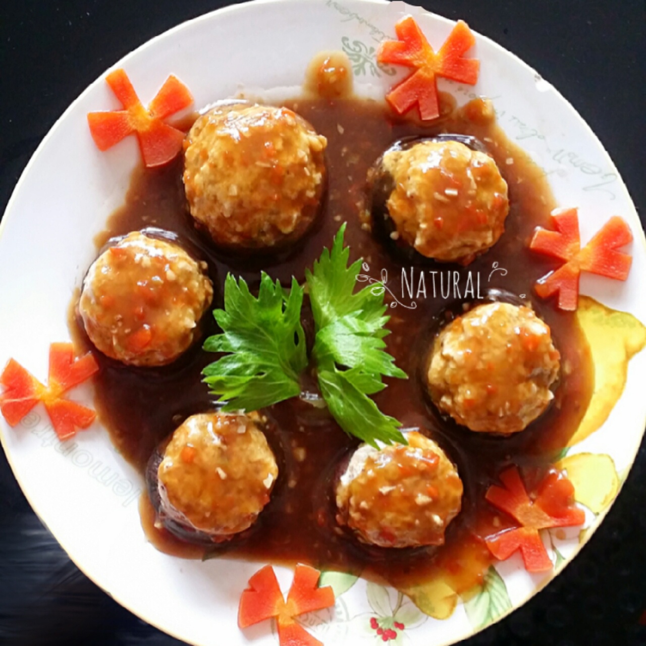 豆腐肉末酿香菇