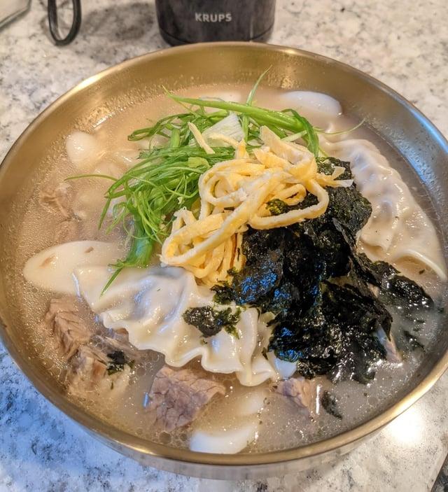🇰🇷韩式饺子年糕汤｜Tteokguk ｜Rice cake soup『떡국』的做法