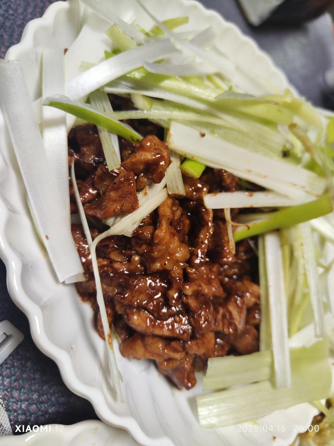 学做京酱肉丝，带饼的